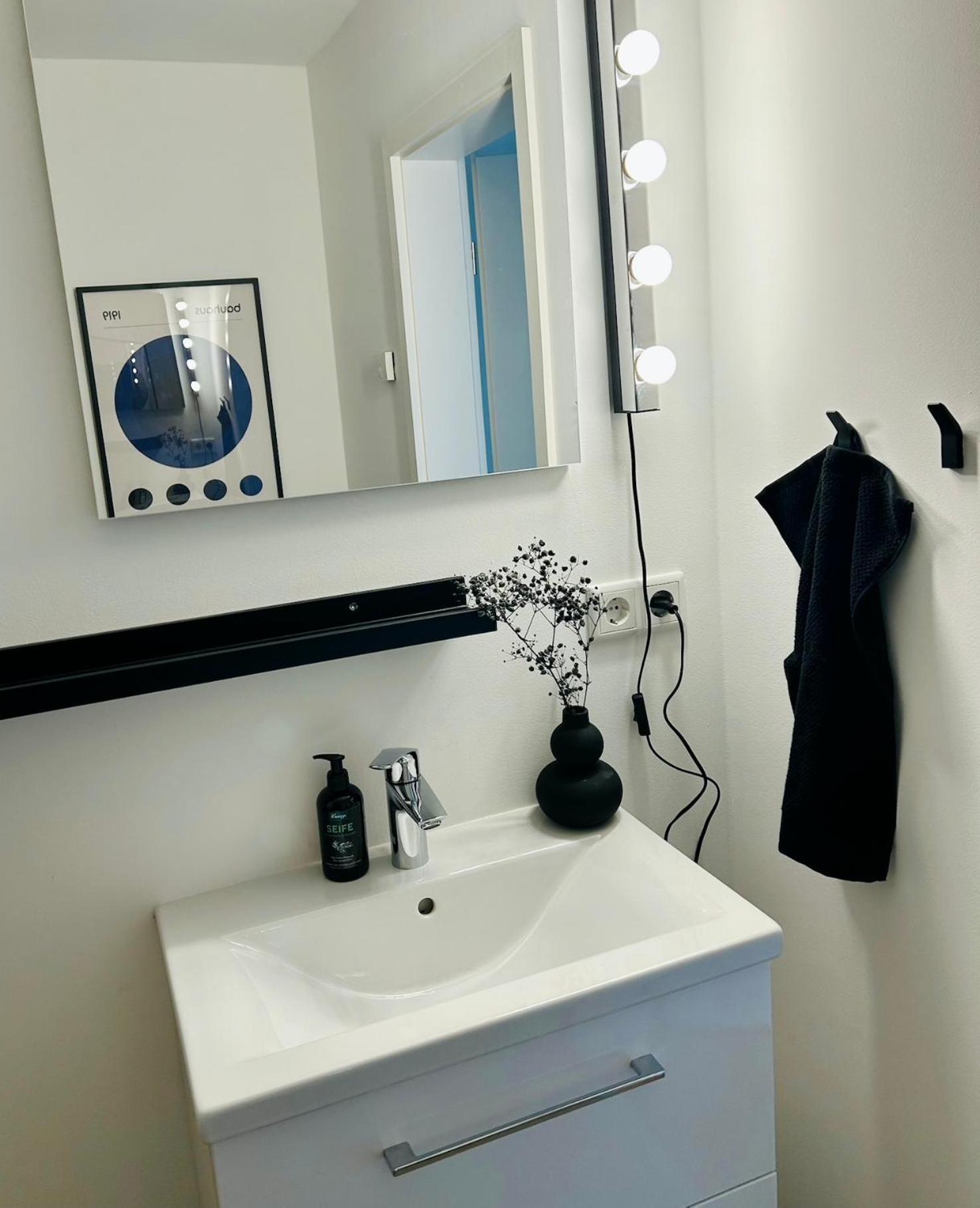 Feelslikehome - Reihenhaus Zwischen Hamburg Und Heide Mit Garten&garage Apartment *